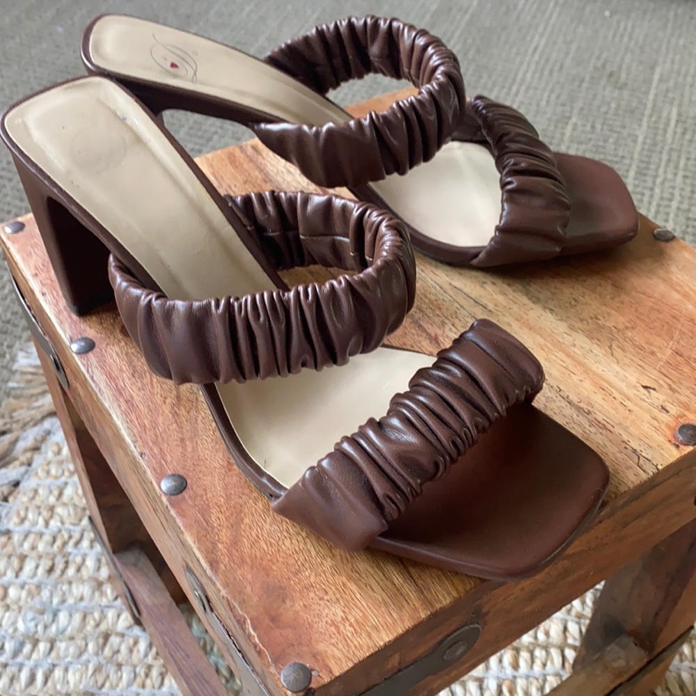 Brown 4in Heels